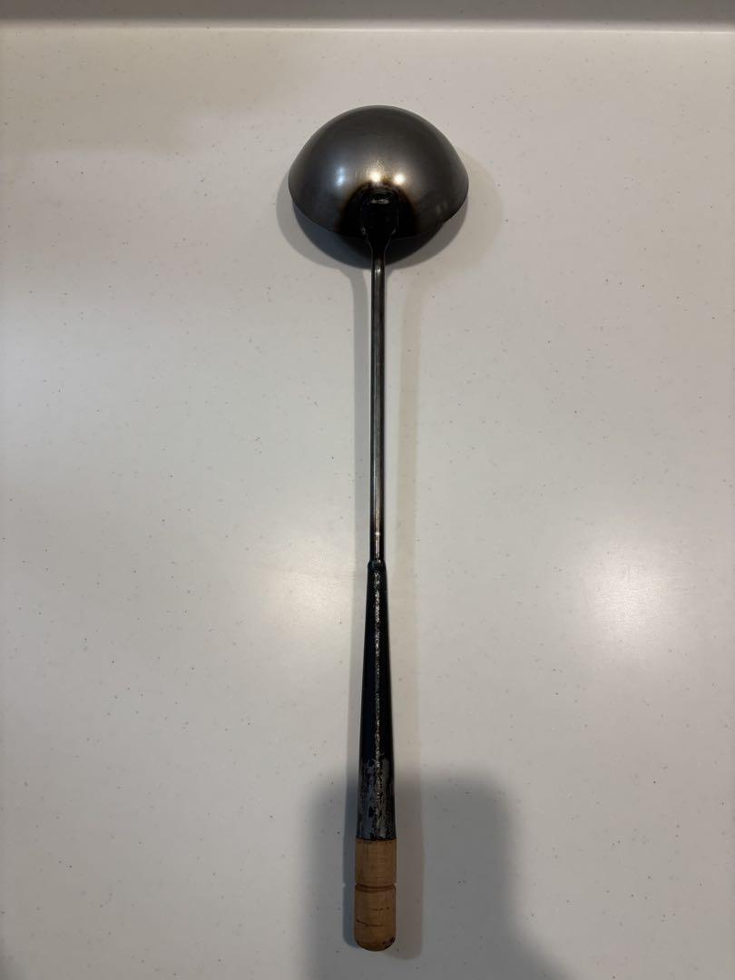 【新品未使用】中華鍋 打ち出し33cm 板厚1.6mm 山田工業所 中華お玉付き