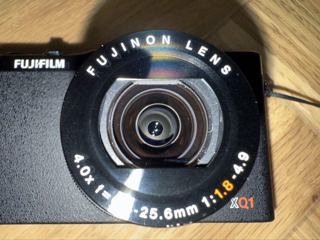 FUJIFILM XQ1 ブラック