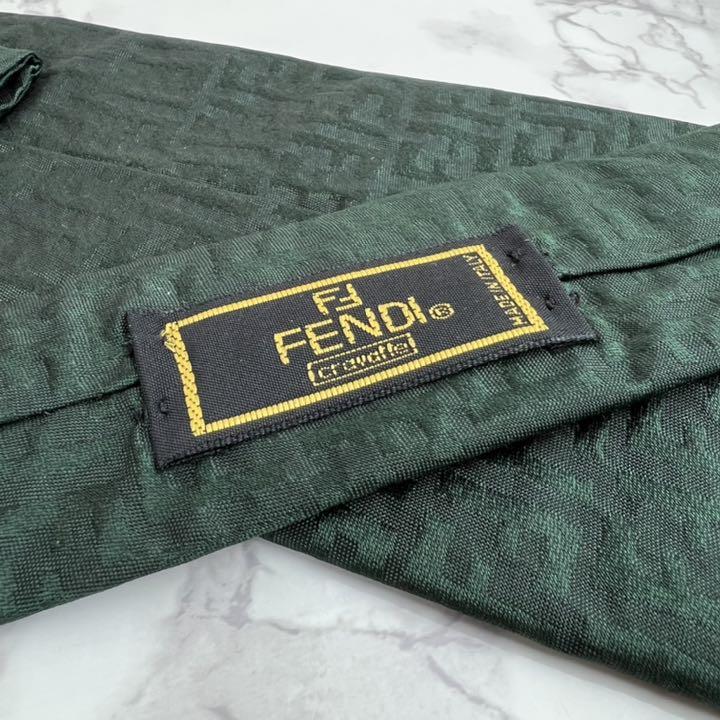 爆買い得価 ✨極美品✨FENDI フェンディ ネクタイ 高級シルク100% ハイブランド A3G9C-m11802498299 正規品即納