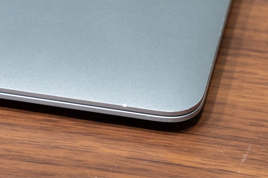 良品 M1 MacBook Air 8GB 512GB 2020モデル 良品 M1 MacBook Air 8GB 512GB 2020モデル