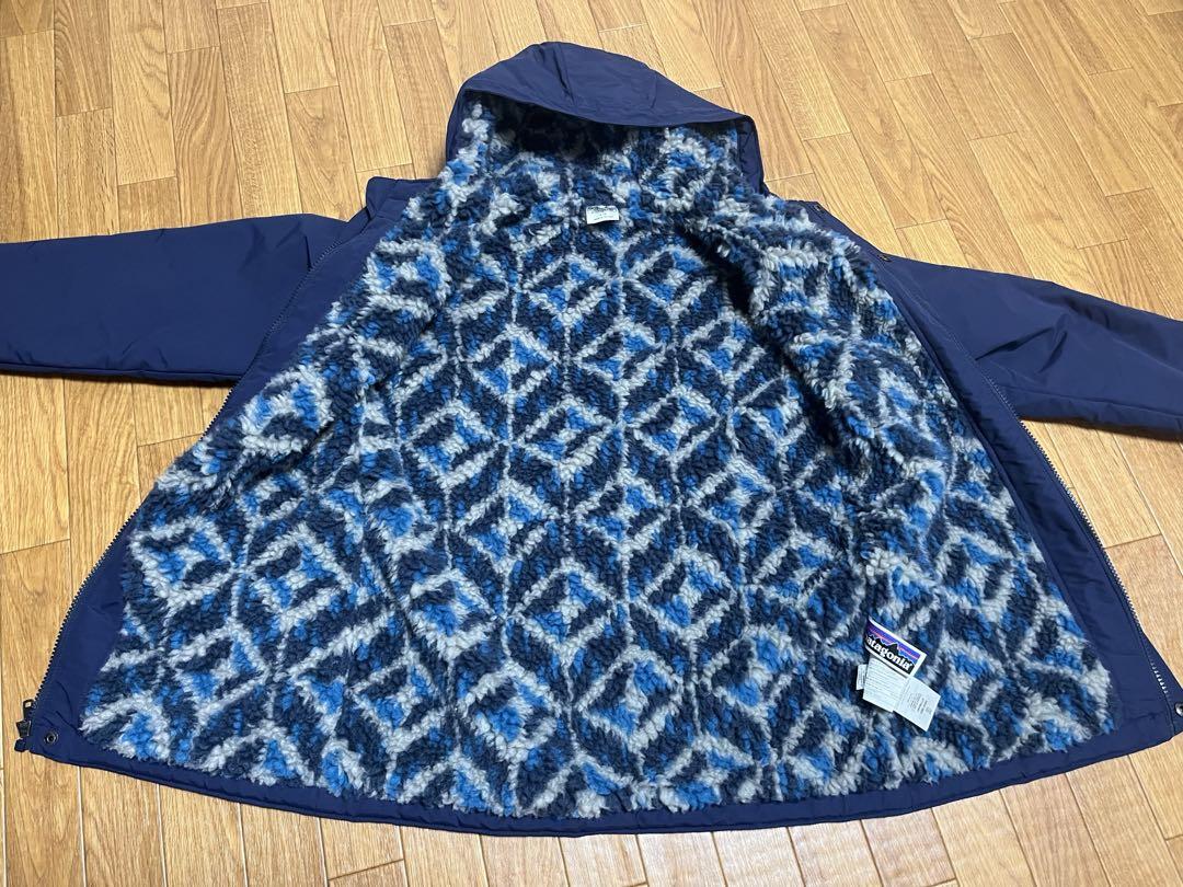patagonia パタゴニア　Ｌ　キッズ　アウター　ダウン　ブルゾン　ネイビー