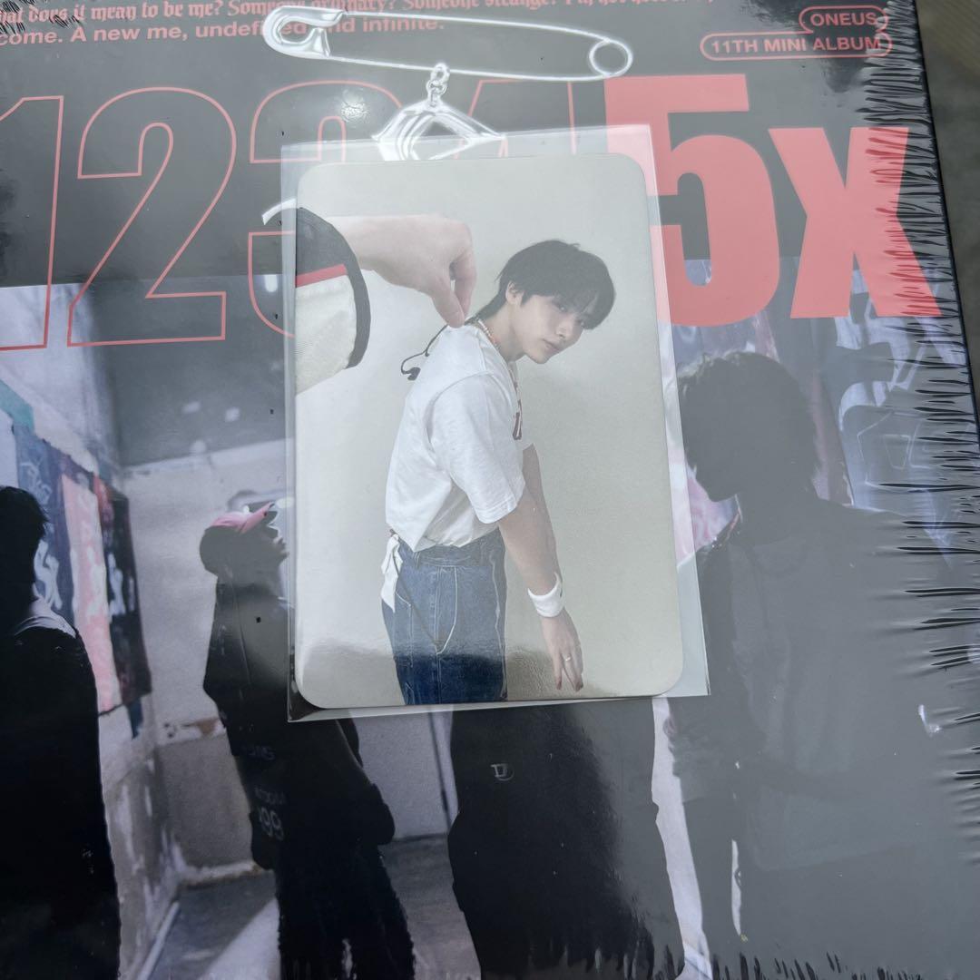 ONEUS 5X DMM 2.0 トレカ シオン - メルカリ