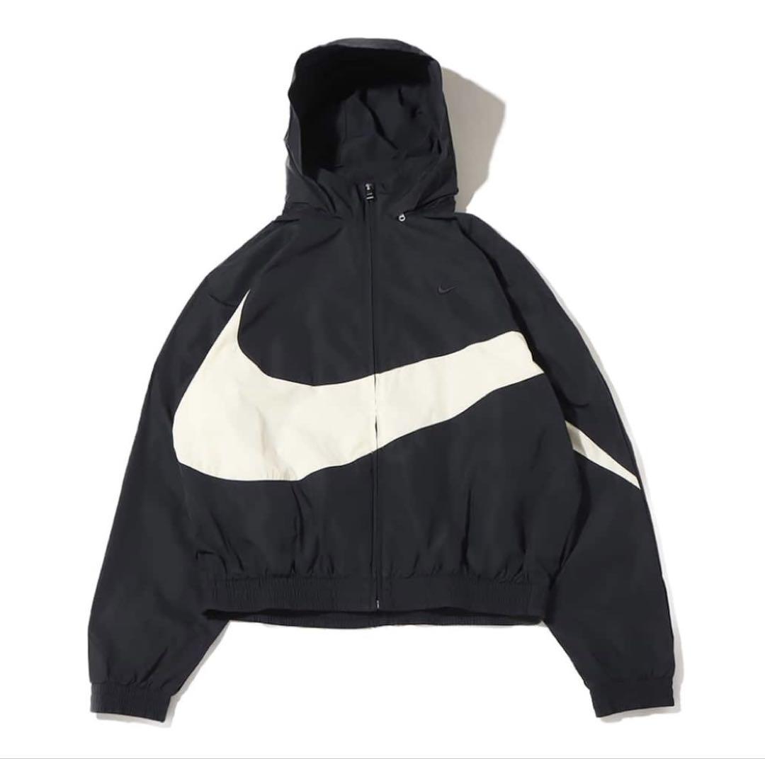 【新品・タグ付き】NIKE セットアップ　ウーブンジャケット　ウーブンパンツ