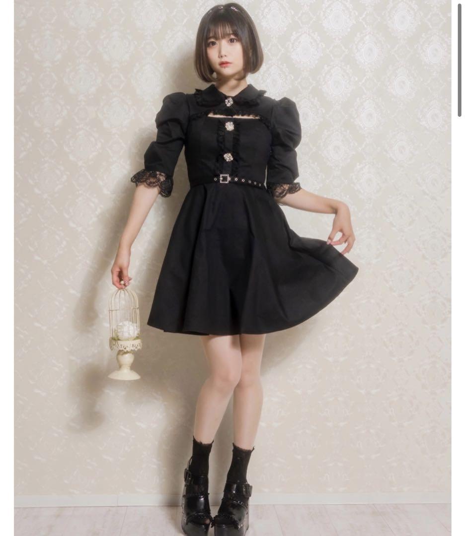 マノントーキョー 黒 胸開きワンピース ブラック 黒