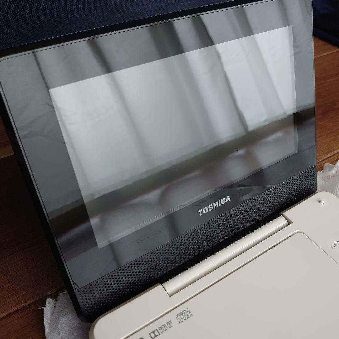 REGZA ポータブルDVDプレーヤー 東芝 TOSHIBA レグザ