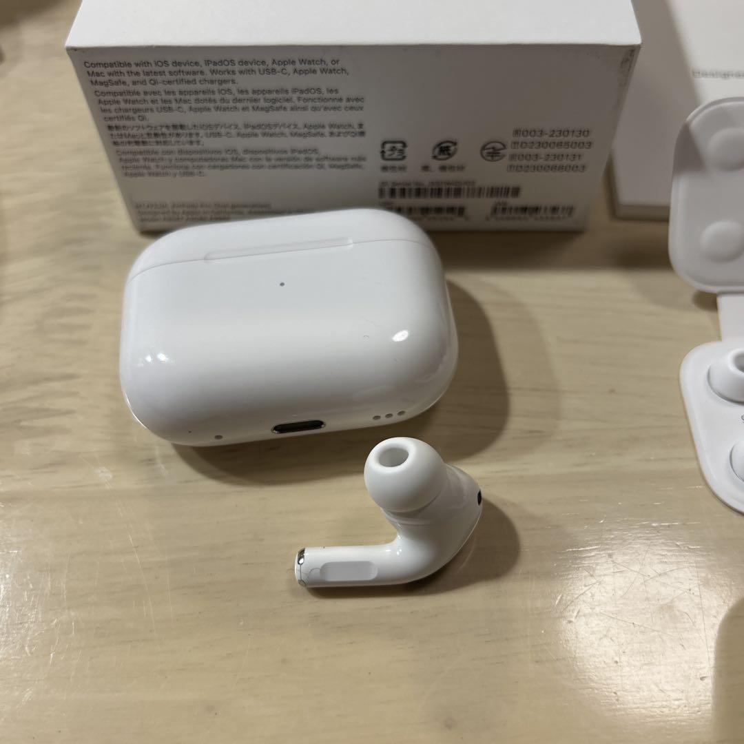 【左耳&ケースのみ】AirPods Pro 第2世代 USB-C 左耳&ケースのみ】AirPods Pro 第2世代 USB-C - メルカリ