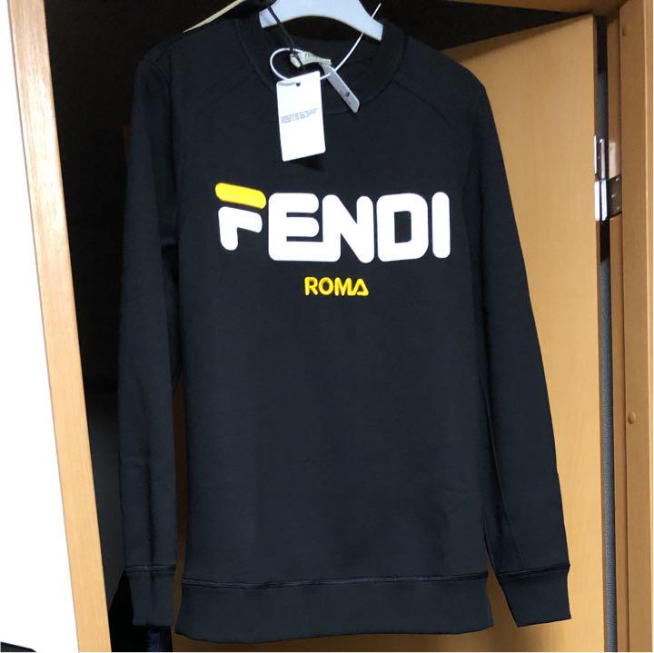 フェンディ マニア 正規品