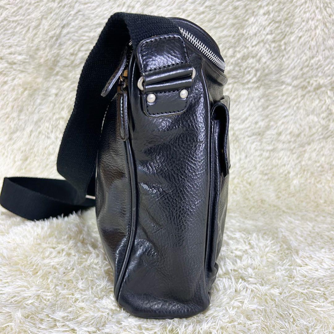 希少✨フェリージ ショルダーバッグ 12-45 レザー ブラック A4