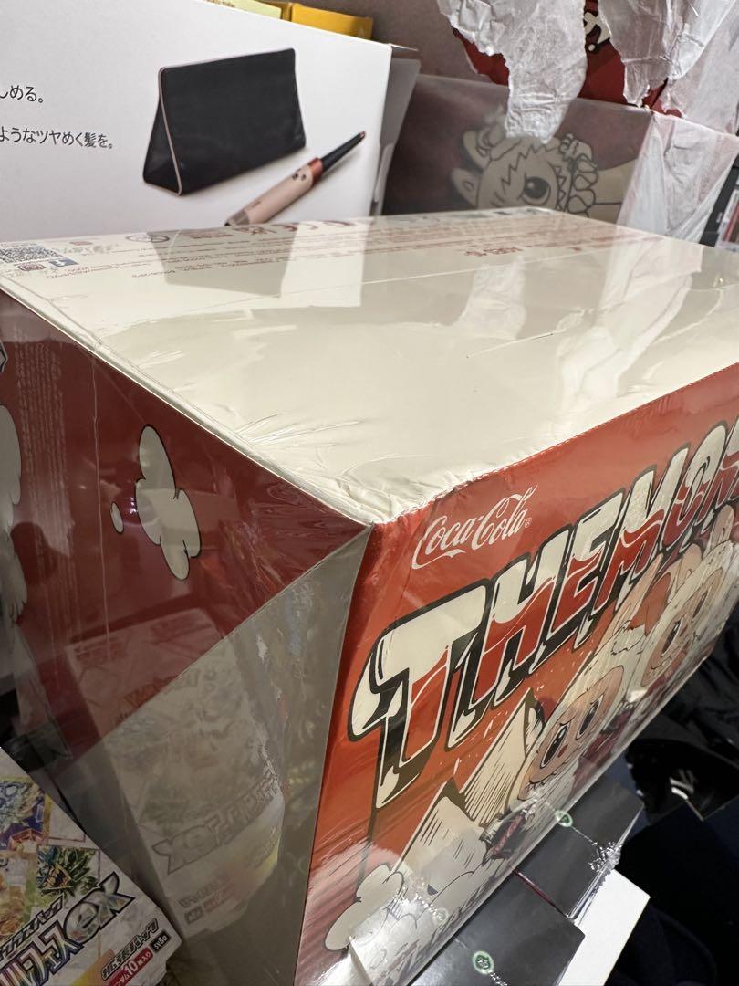 新品未開封 THE MONSTERS コカ・コーラシリーズ ぬいぐるみペンダント Amazon | 【単品 正規品・未開封】 POP MART THE MONSTERS コカ