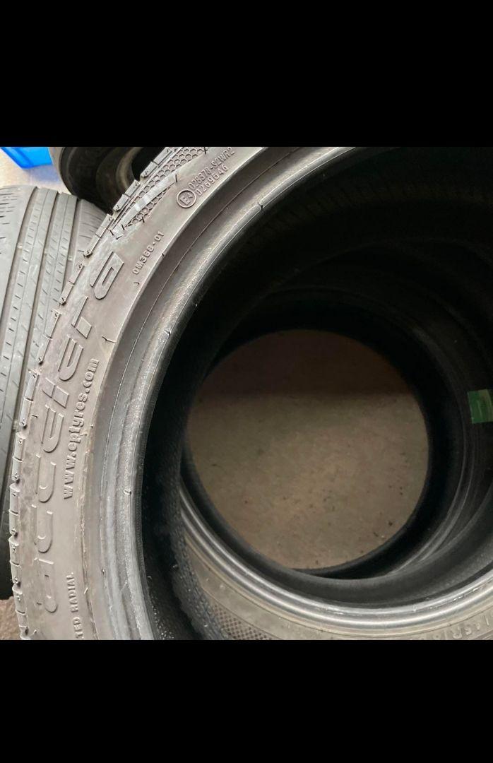 accelera PHI-R 245/40ZR20 タイヤ 2本