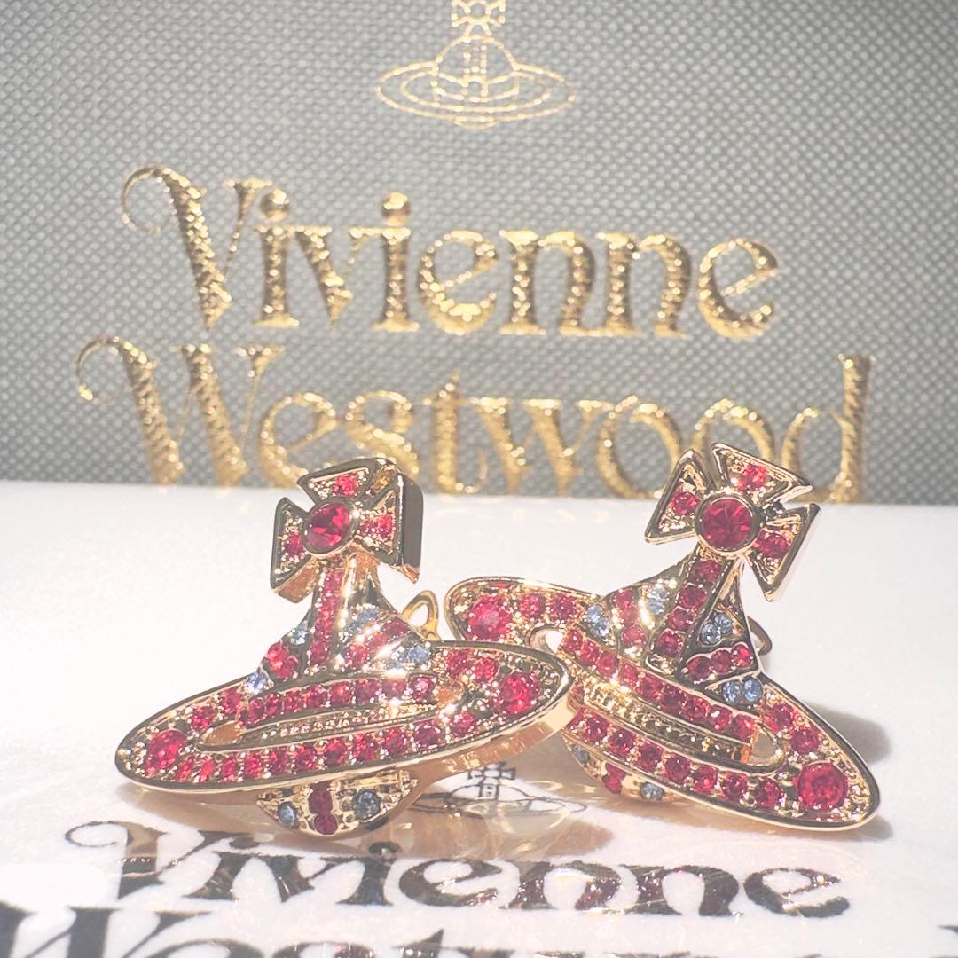 ヴィヴィアンウエストウッド ゴールド ジャック オーブ ピアス