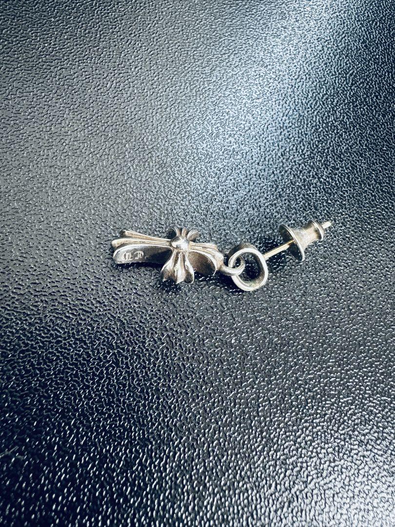 クロムハーツ クロス ベビーファット ピアス片耳用 Chrome Hearts