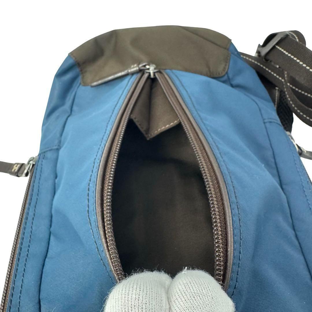 コーチ クロスボディ