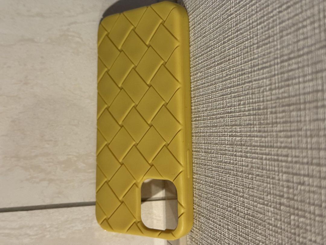 BOTTEGA VENETA iPhone用スマホケース