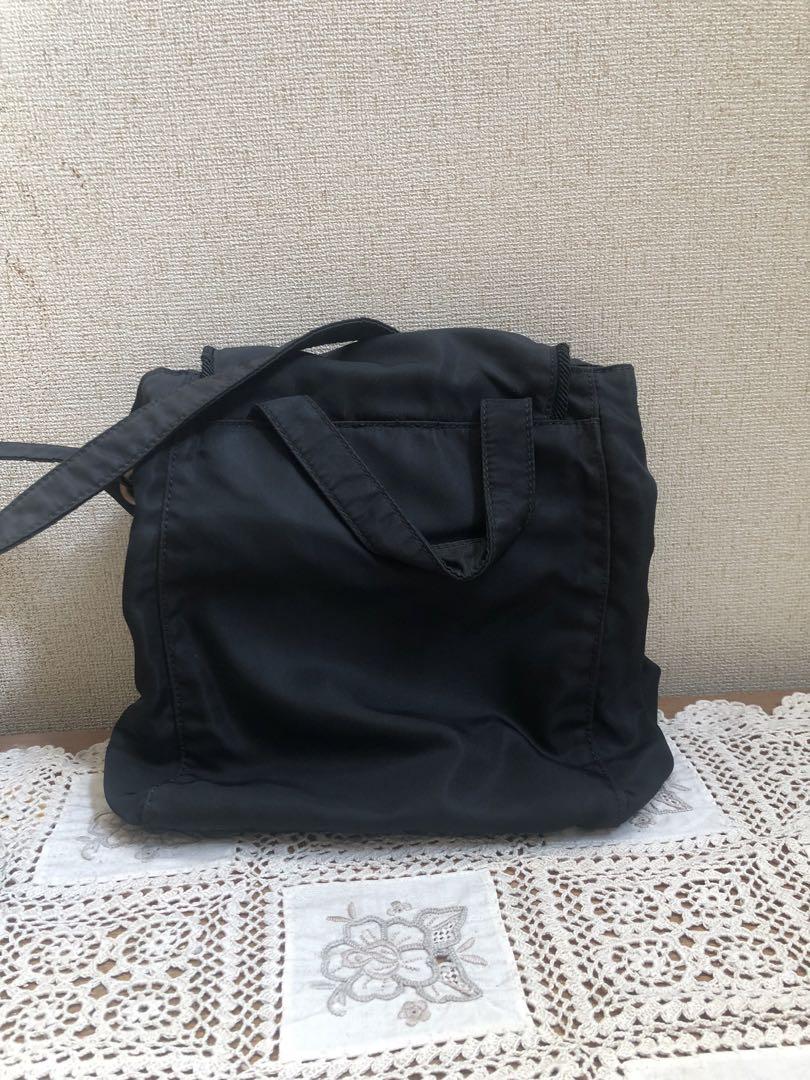 PRADA ブラック ショルダーバッグ