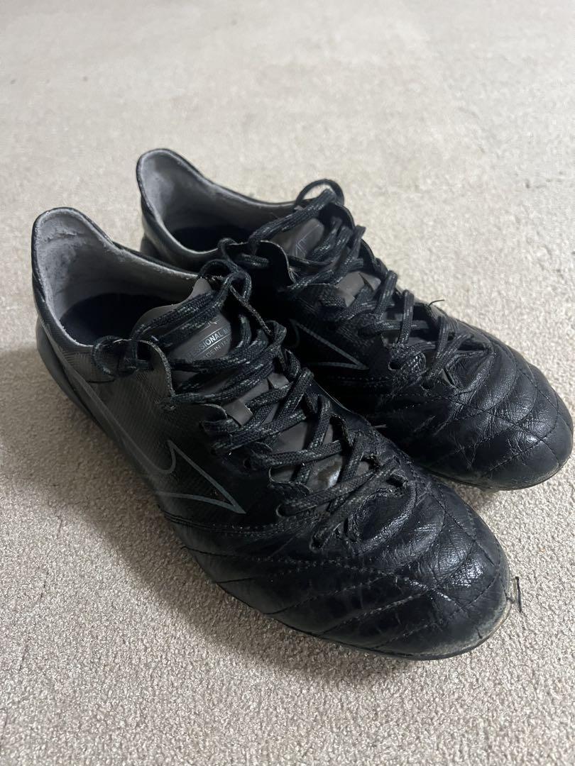 Mizuno Morelia NEO ブラックシューズ