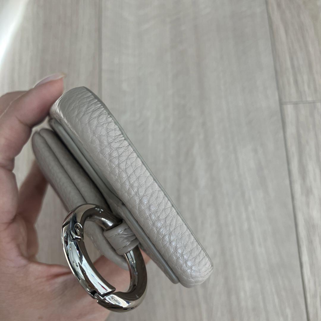エジュー　iPhone12/12pro スマホケース　ショルダーストラップ付き