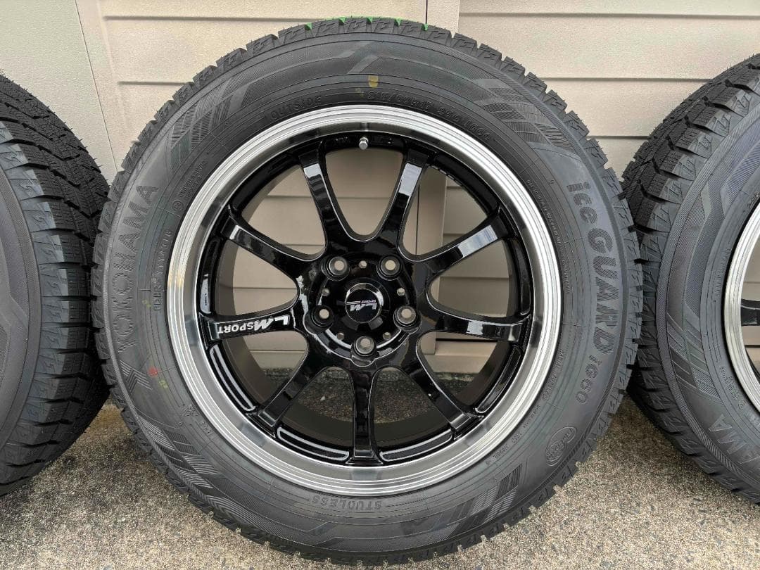 新品未使用17インチスタッドレスタイヤIG60ホイールセット(LM SPORT) 新品未使用17インチスタッドレスタイヤIG60ホイールセット(LM SPORT)