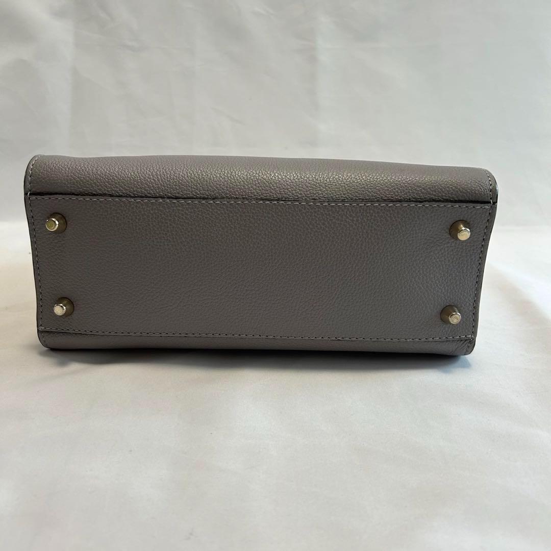 【美品】フルラ 2way ショルダーバッグ グレー レザー 肩掛け 斜め掛け