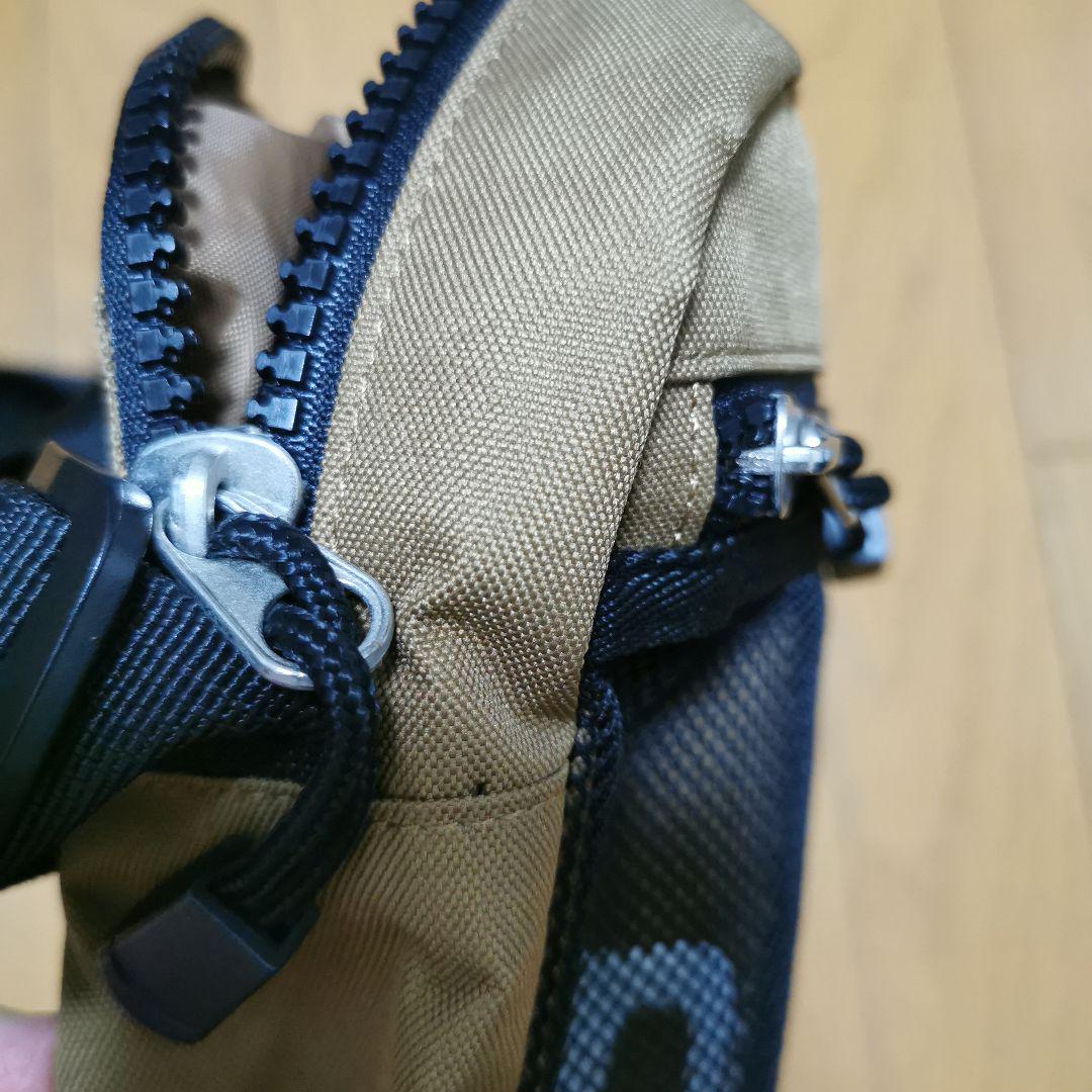 Dickies ディッキーズ ショルダーバッグ ボディバッグ 中古品 Dickies ディッキーズ ショルダーバッグ ボディバッグ 中古品