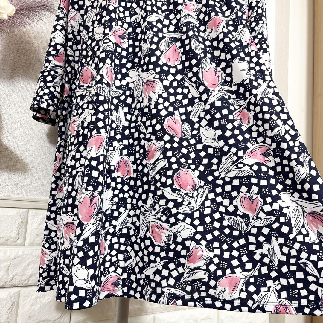 Leilian★　レリアン　チュニック　ミニワンピース　花柄　大きいサイズ17号 Leilian☆ レリアン チュニック ミニワンピース 花柄 大きい