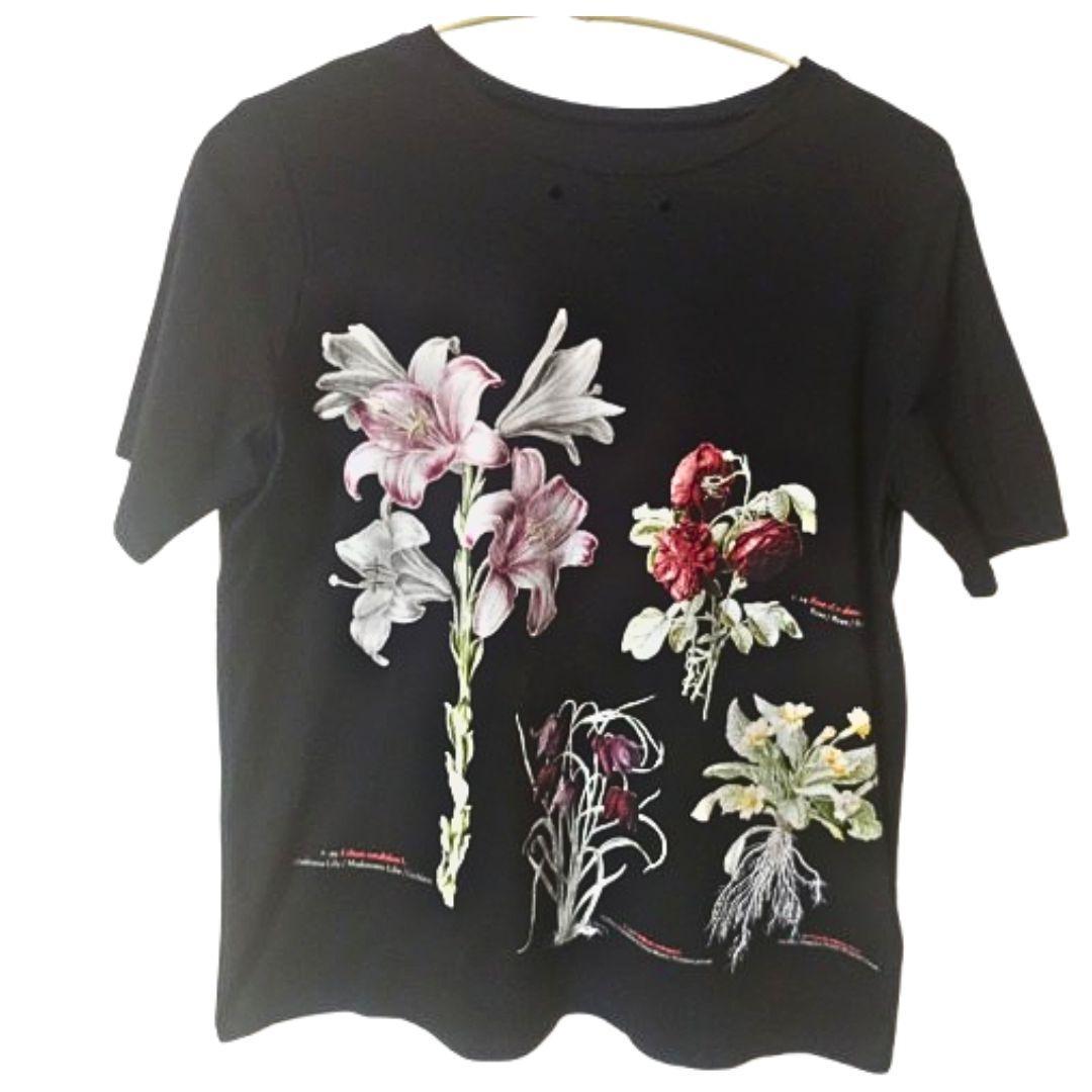 【美品】ＡＭＥＲＩ　アメリ　花柄　Tシャツ　カットソー　黒　ネックレス付き
