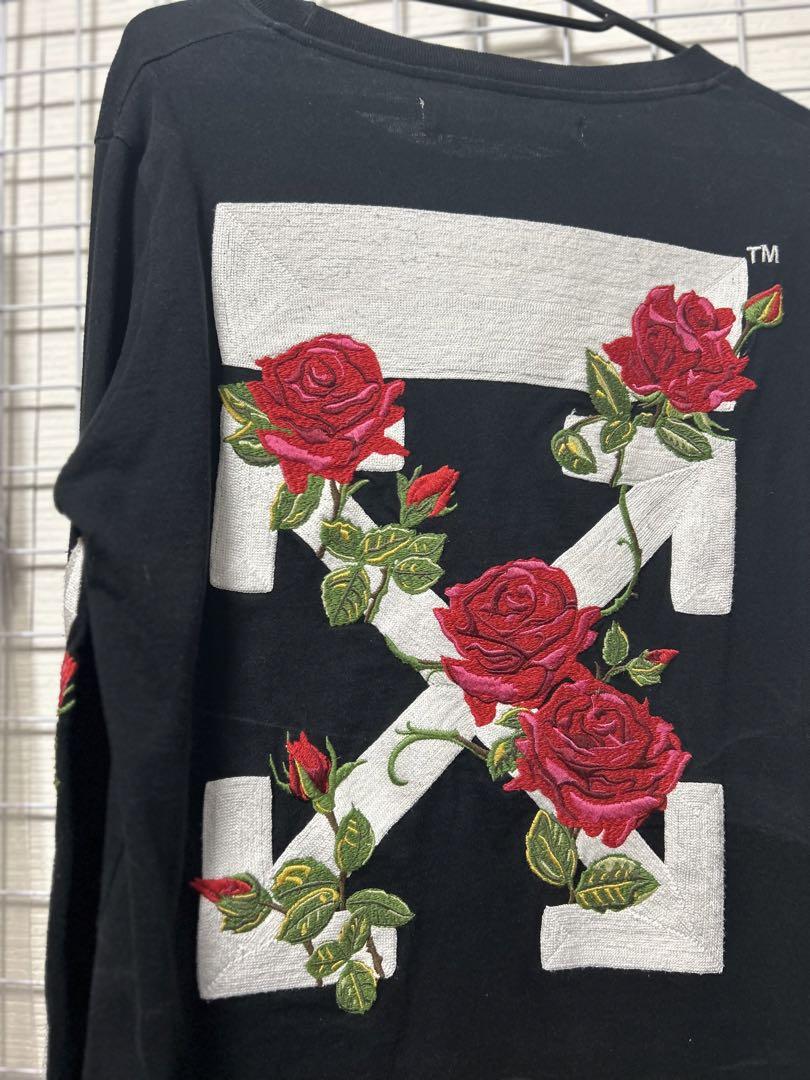 Off-White ロングTシャツ 薔薇 - メルカリ Off-White ロングTシャツ 薔薇 - メルカリ