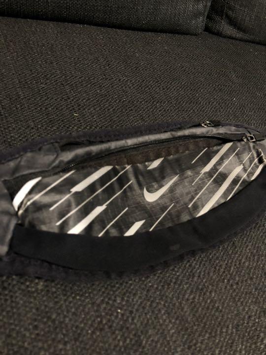 メルカリ Nike ランニングポーチ ウエストポーチ ナイキ 0 中古や未使用のフリマ メルカリ Nike ランニングポーチ ウエストポーチ ナイキ 0 中古や未使用のフリマ