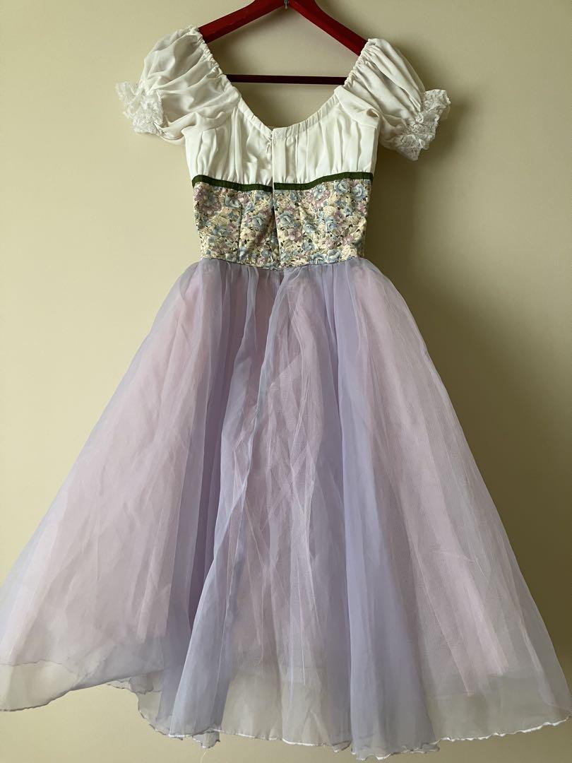 美品♡バレエ衣装　チュチュ　140-150くらい