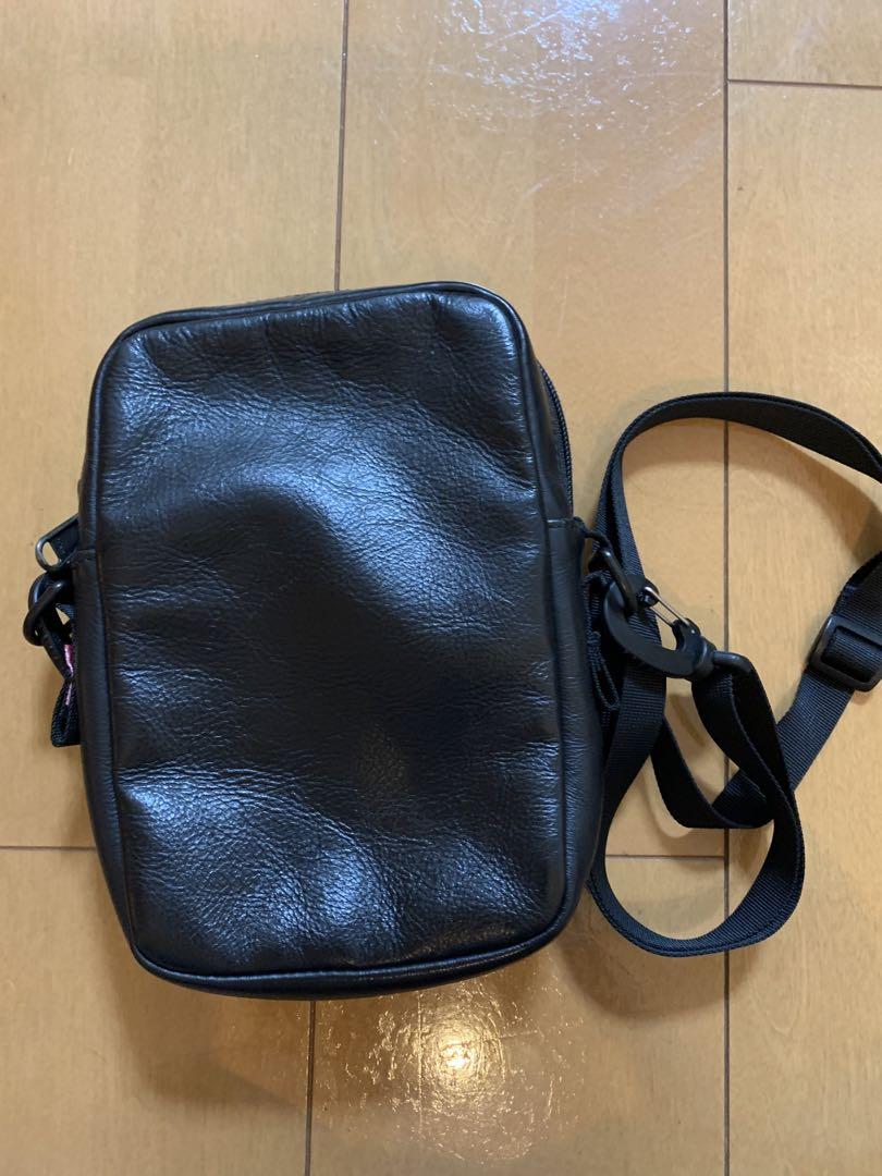 supreme × north face レザー バッグ