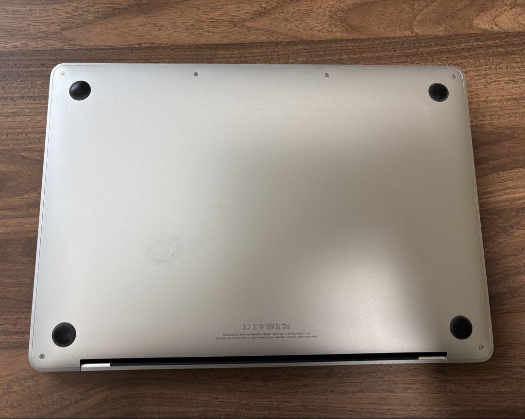 MacBook Pro 13インチ Core i7 / 16GB / 512GB
