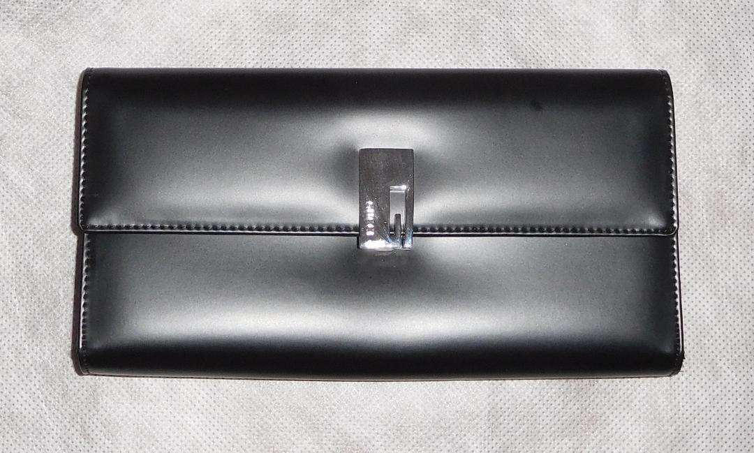 GUCCI レザー長財布 G211A