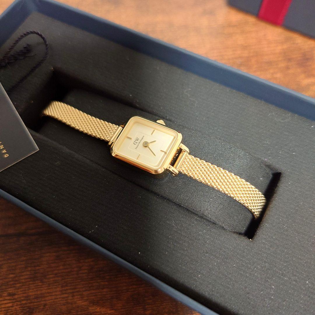 ダニエルウェリントンQUADRO MINI EVERGOLD CHAMPAGNE