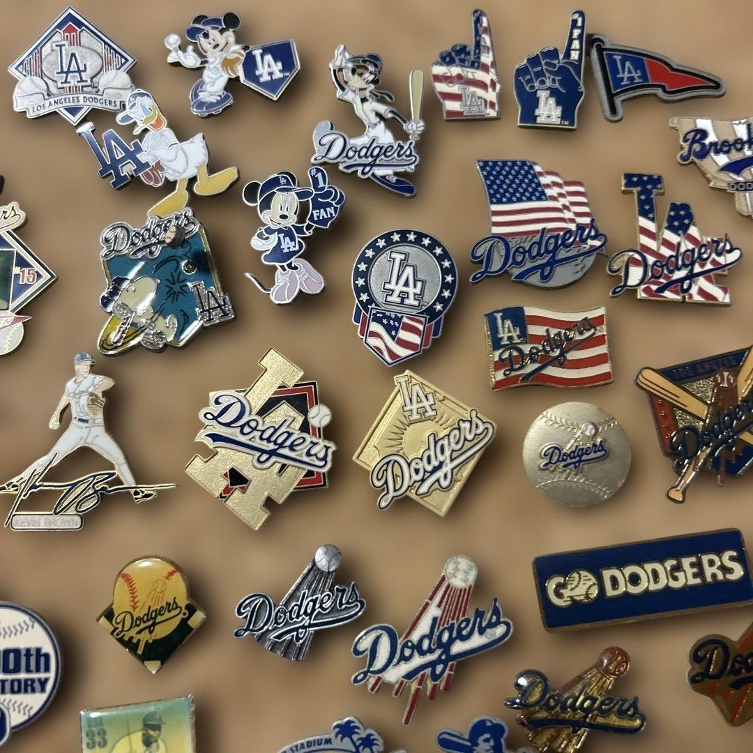 LA ロサンゼルス・ドジャース、野球 ピンバッジ色々☆ まとめ売り☆83個 LA ロサンゼルス・ドジャース、野球 ピンバッジ色々☆ まとめ売り☆83個
