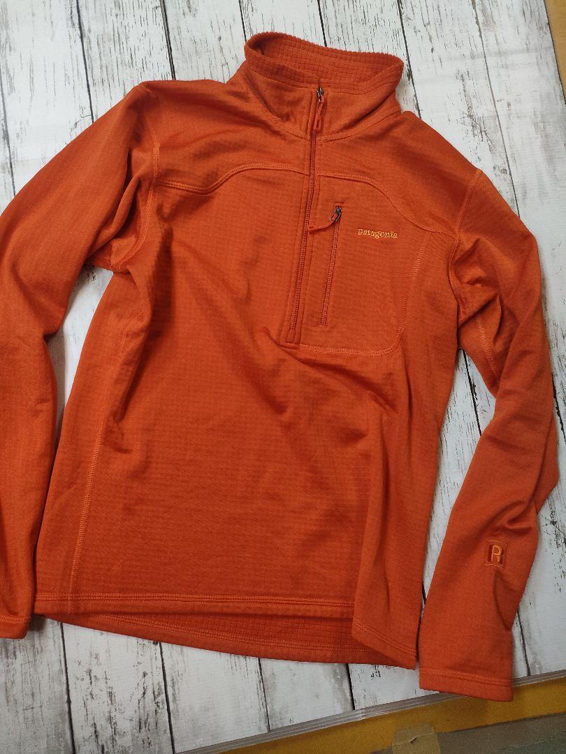 パタゴニア Patagonia レギュレーターR1プルオーバー　アウトドアウェア