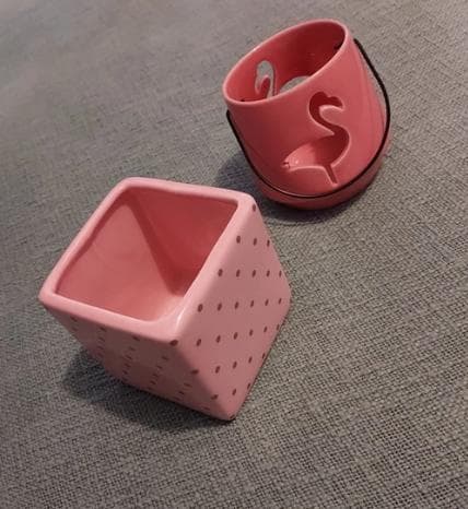 ピンク カップホルダー セット目立った傷や汚れなし