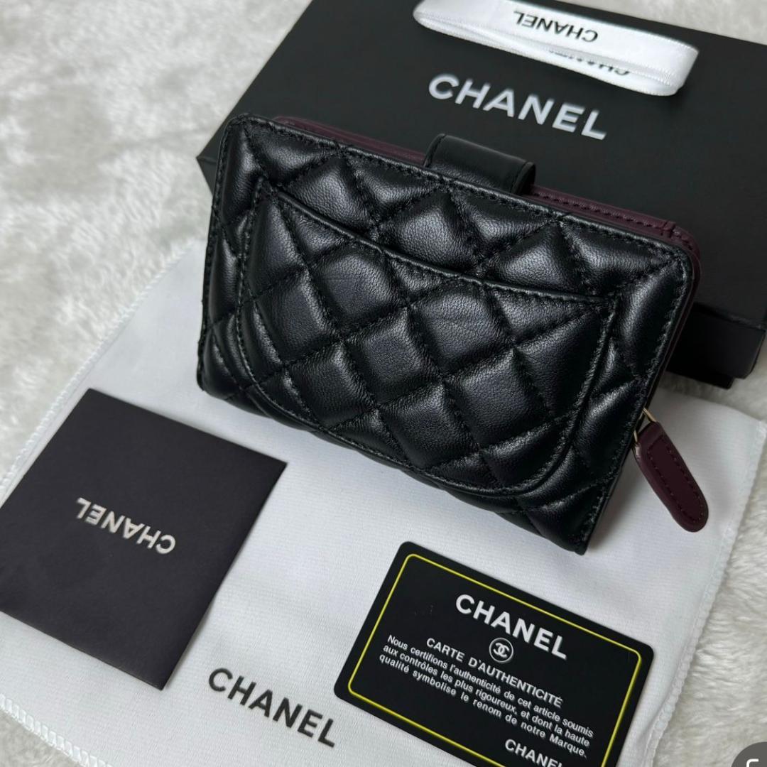 CHANEL ブラック 二つ折り財布 キルティング CHANEL キルティング 二つ折り財布 ブラック - メルカリ