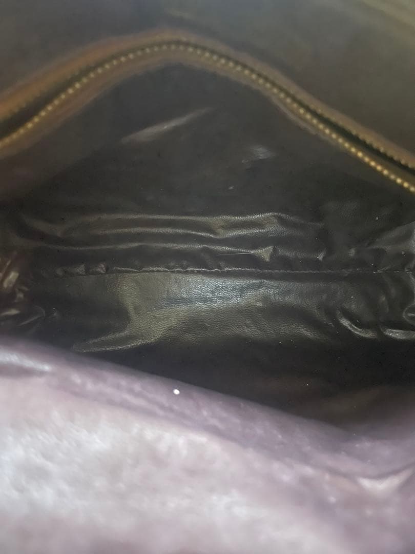 FENDI フェンディ ズッカ柄 ショルダーバッグ FF柄 斜め掛け