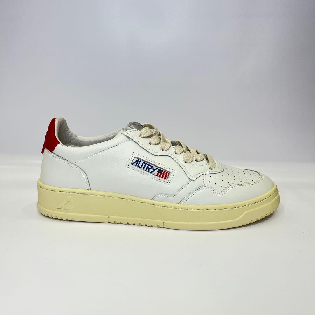 【60%OFF】AUTRY レトロスタイル スニーカー ホワイト/レッド 【60%OFF】AUTRY レトロスタイル スニーカー ホワイト/レッド