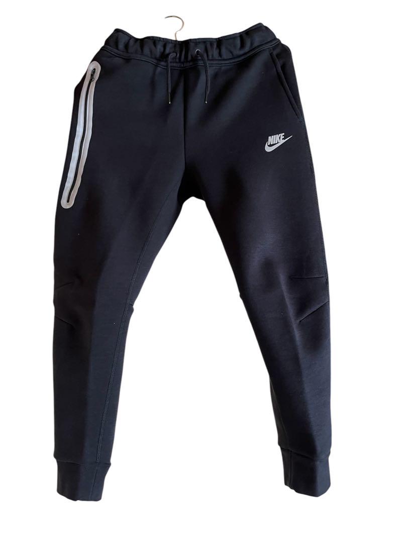 ブランド一覧 | ワールド オンラインストア NIKEテックフリース キッズ 150cm M トップス