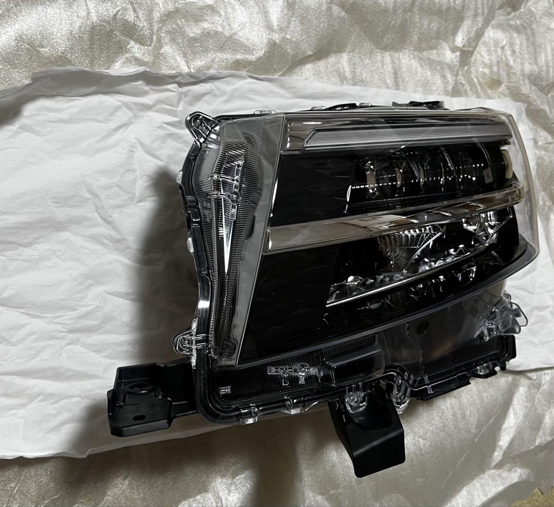 タントカスタム　LEDヘッドライト左