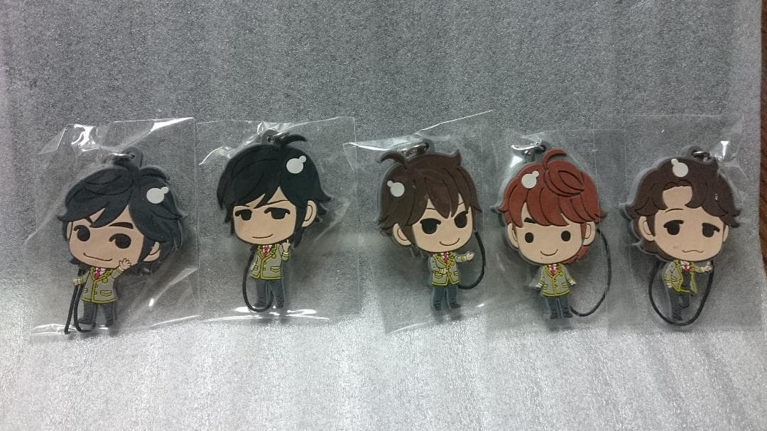 メルカリ Kiramuneメンバー ラバーストラップ 5種セット 999 中古や未使用のフリマ