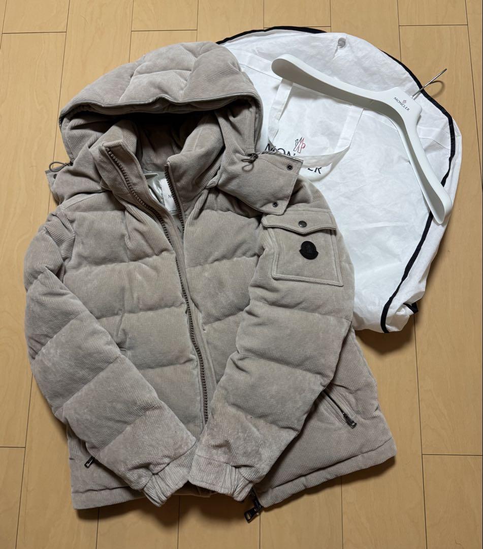 MONCLER