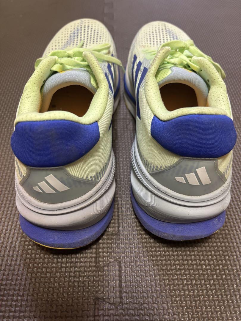 adidasスーパーノヴァライズ