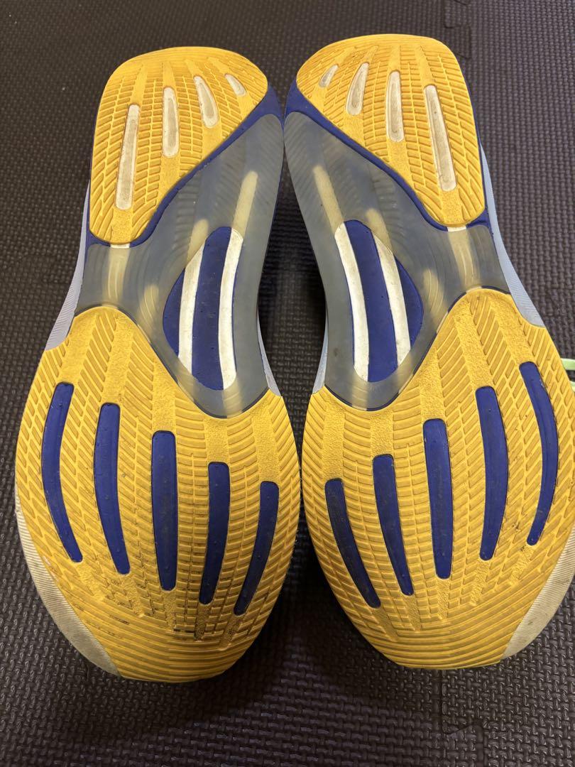 adidasスーパーノヴァライズ