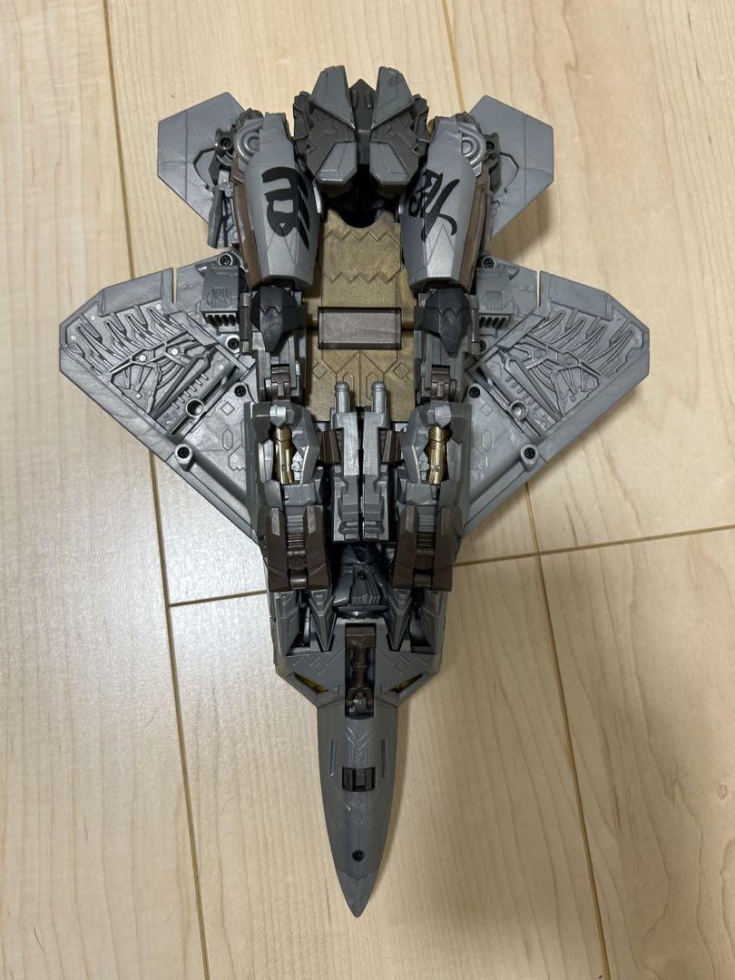 トランスフォーマー mpm スタースクリーム F-22 ラプター 迷彩フィギュア