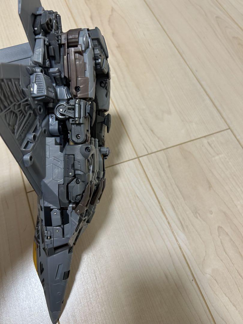 トランスフォーマー mpm スタースクリーム F-22 ラプター 迷彩フィギュア