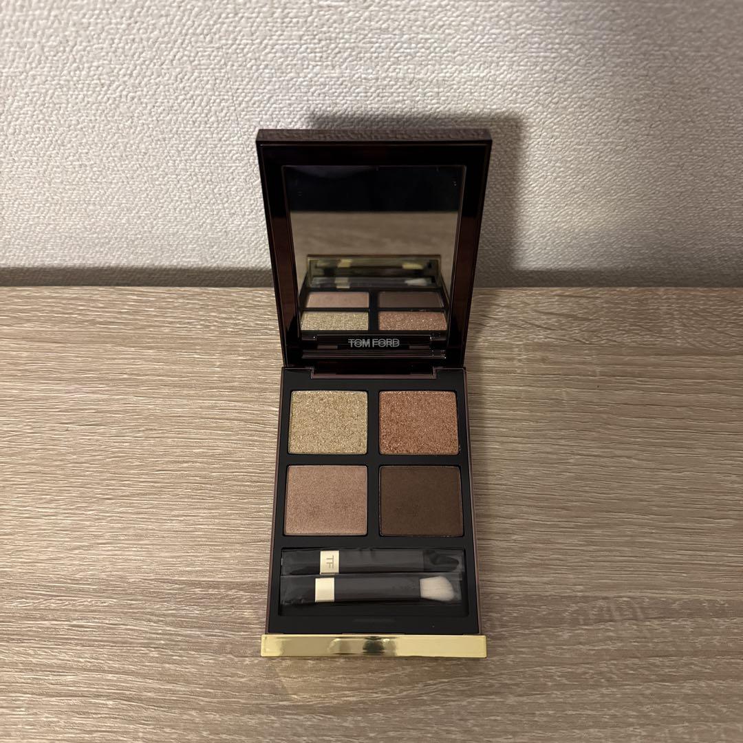 【美品】トムフォード アイ カラー クォード 01 ゴールデン ミンク 10g