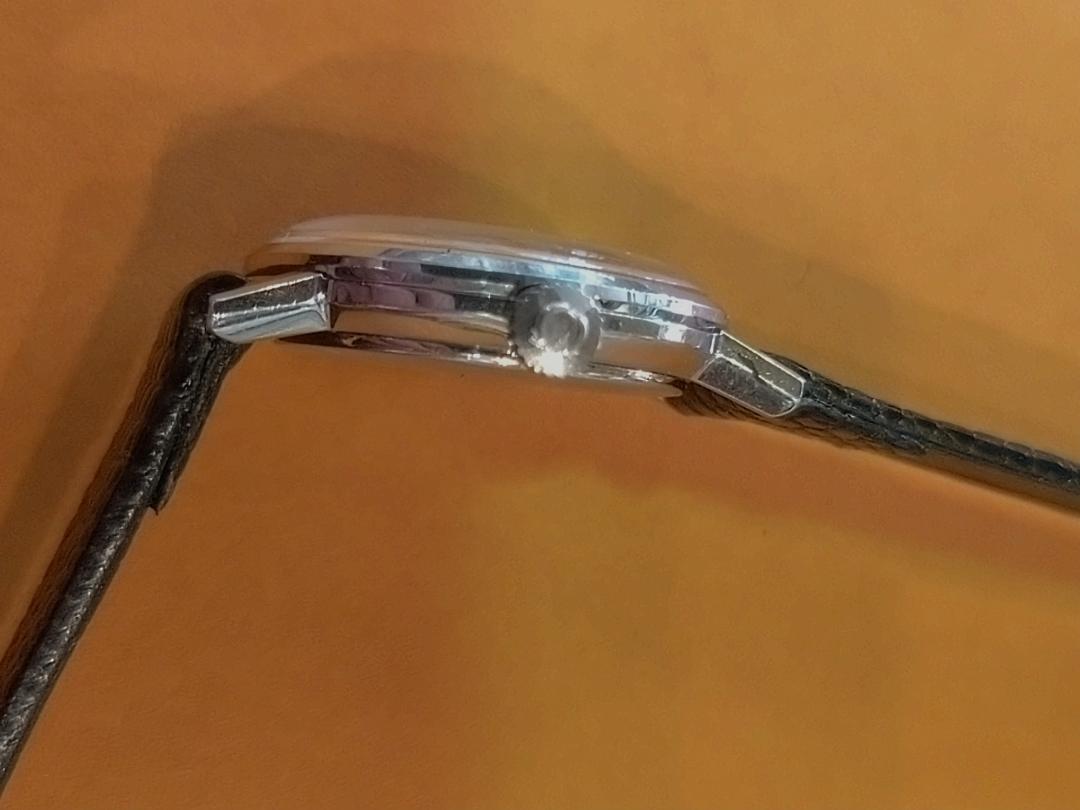 OMEGA　手巻き　レデイース　ビンテージ品