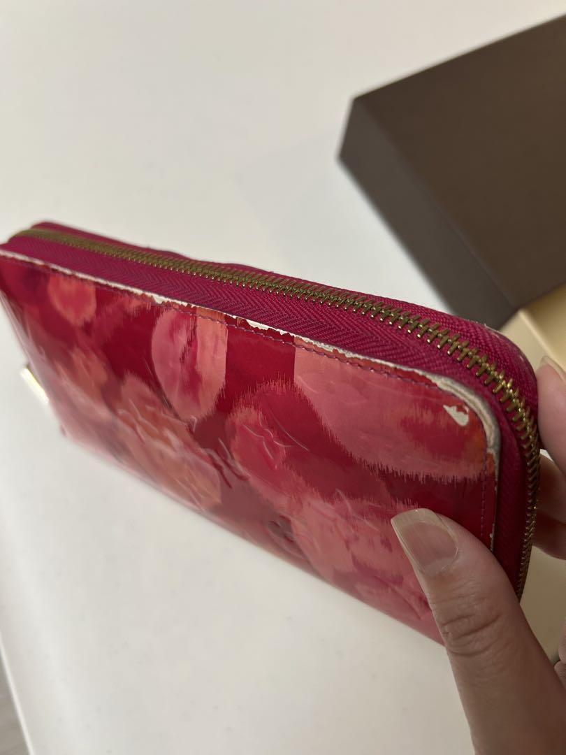 LOUIS VUITTON ジッピーウォレット ヴェルニ イカットフラワー